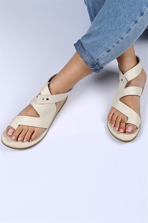 Женские босоножки D21.019