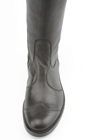 Schwarze Pelzstiefel s115