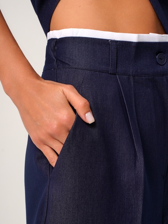 Костюм брючный с жилеткой