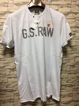 Siparişe göre dikilmiş giysiler