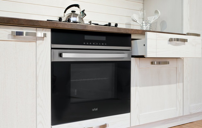 Ankastre fırın Artel VMO-104