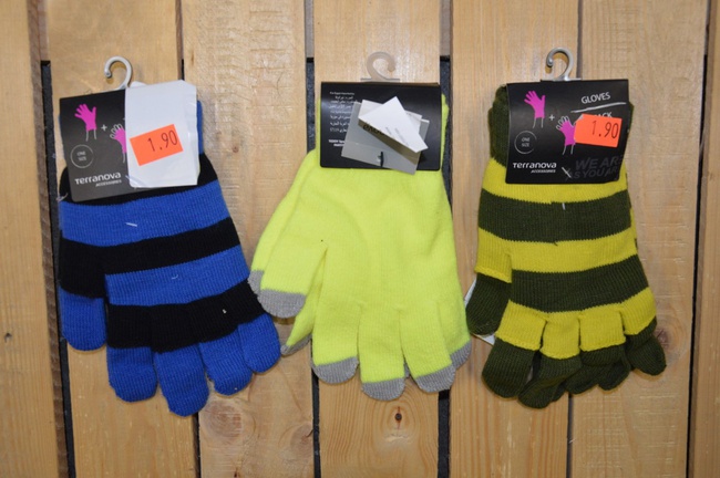 Terranova + TATI kış aksesuarları (şapkalar, eşarplar, eldivenler) - yetişkinler ve çocuklar için