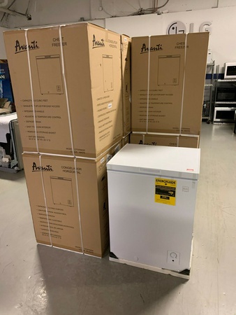 новый Аванти 5.0 Cu. футов Компактный морозильный ларь со сливом для разморозки CF500M0W