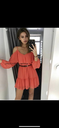 Kadınların elbisesi