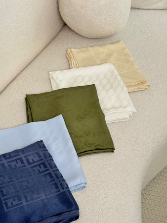 Жаккардовые платки турецкого производства