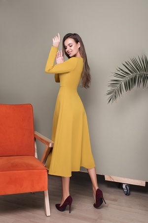 Женское платье миди 033