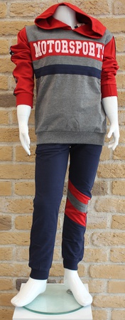 KAPŞONLU  EŞOFMAN TAKIM