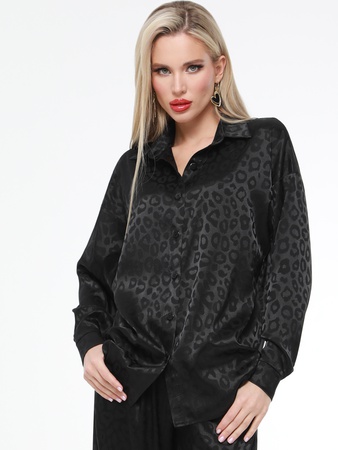 İki parçalı ipek takım elbise