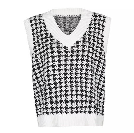 Трикотажные безрукавки в топовом качестве.