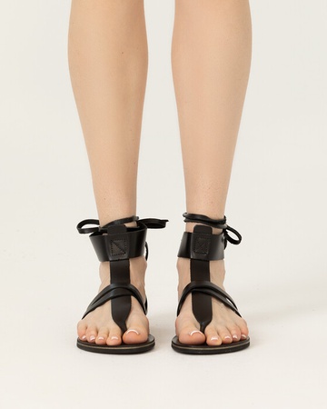 Женские босоножки  D21.043