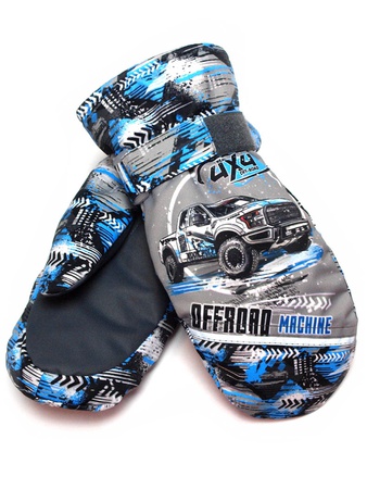 Membran kumaştan yapılmış çocuk eldivenleri