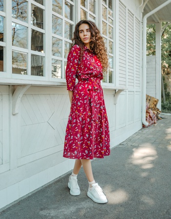 Платье миди на пуговицах