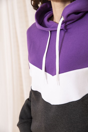 ХУДИ ЖЕНСКИЙ НА ФЛИСЕ  ЦВЕТ ФИОЛЕТОВО-БЕЛЫЙ