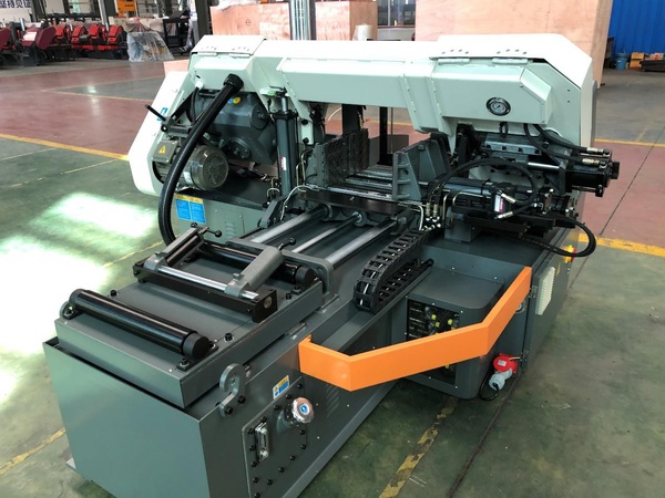 Ленточнопильный станок B-33