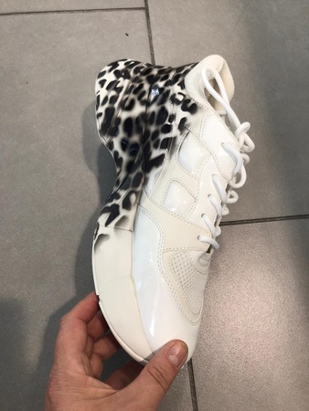 İtalya markaları sadece orijinal!