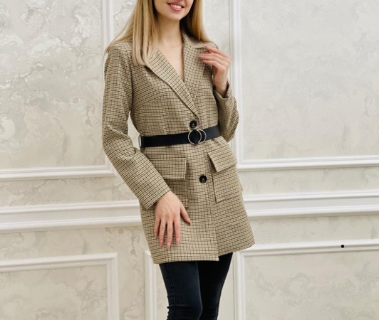 Женские спортивки и платья