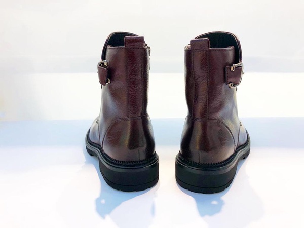 Женские сумки, обуви и аксессуары