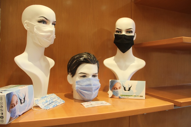 3 katlı cerrahi toz maskesi