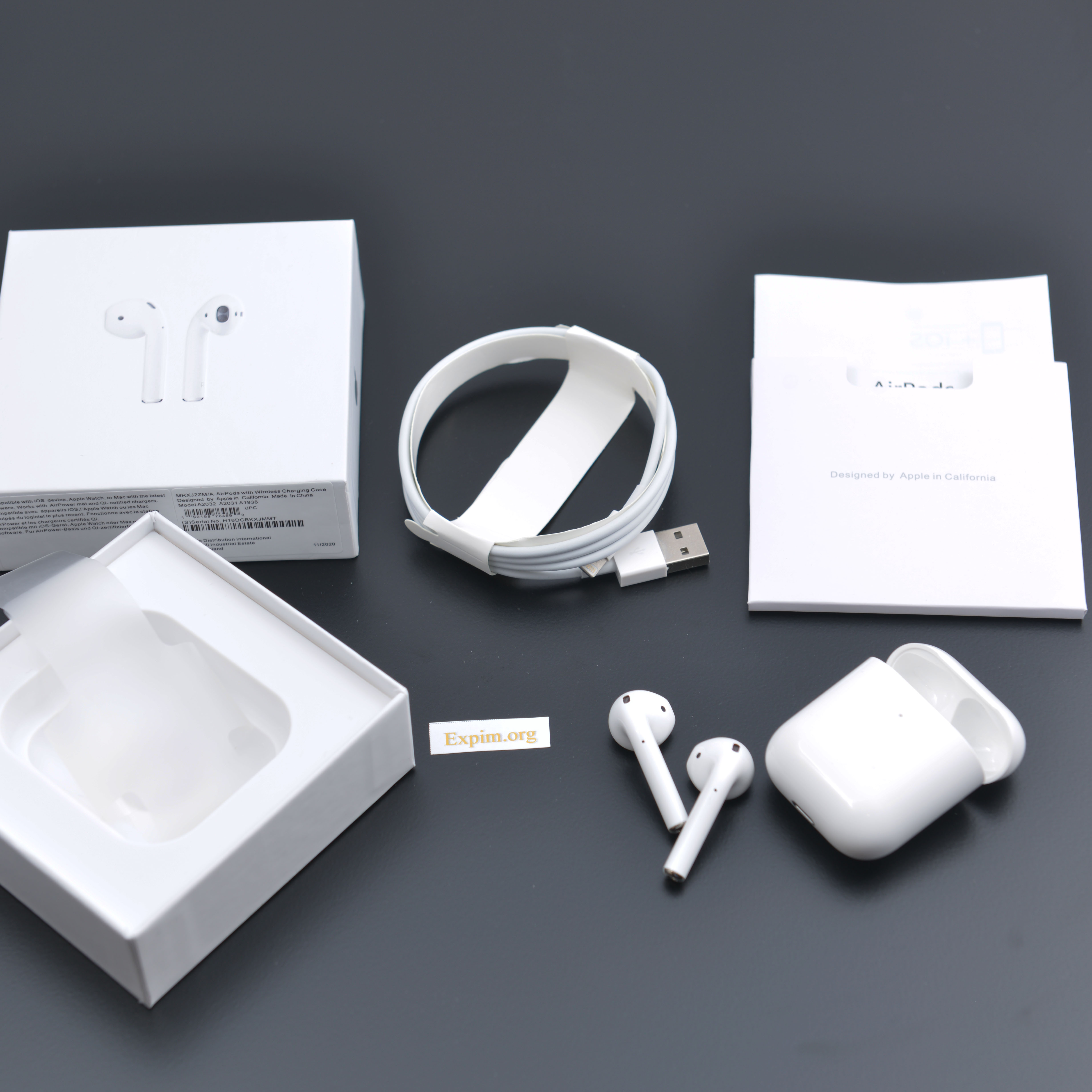Airpods 2 Lux copy - buy in bulk on Qoovee Market