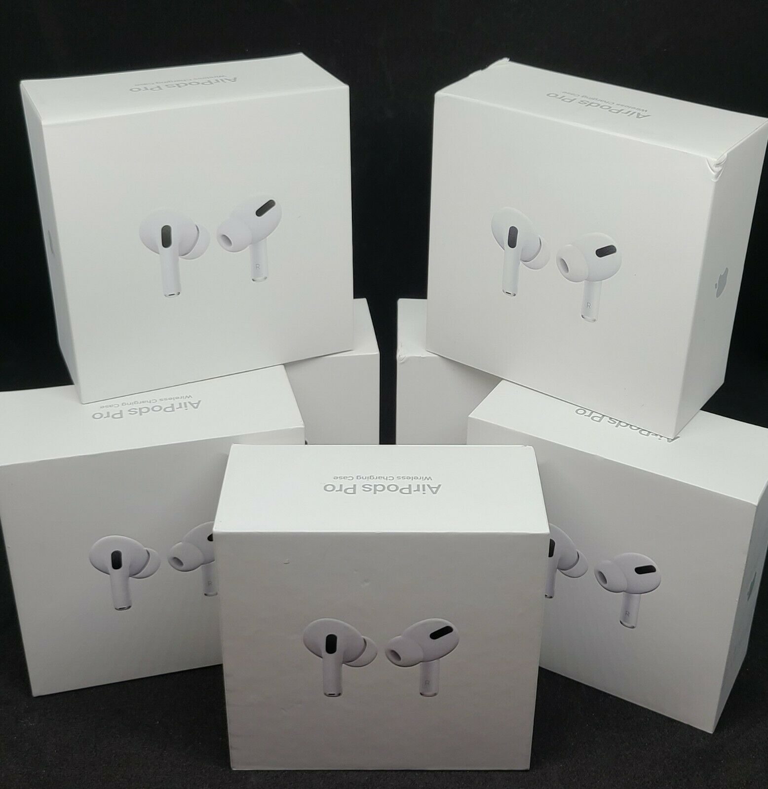 apple airpods pro with wireless charging case